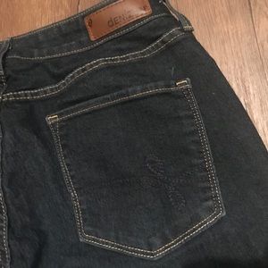 Denizen Stretchy Dark Wash Boot Cut Jeans (Sz 10S)